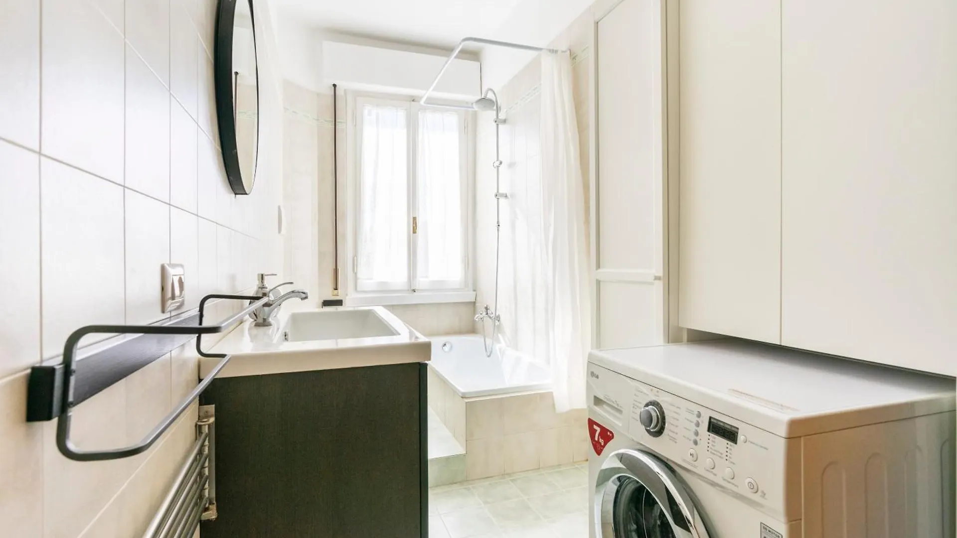 Toselli Apartment With Terrace Florence