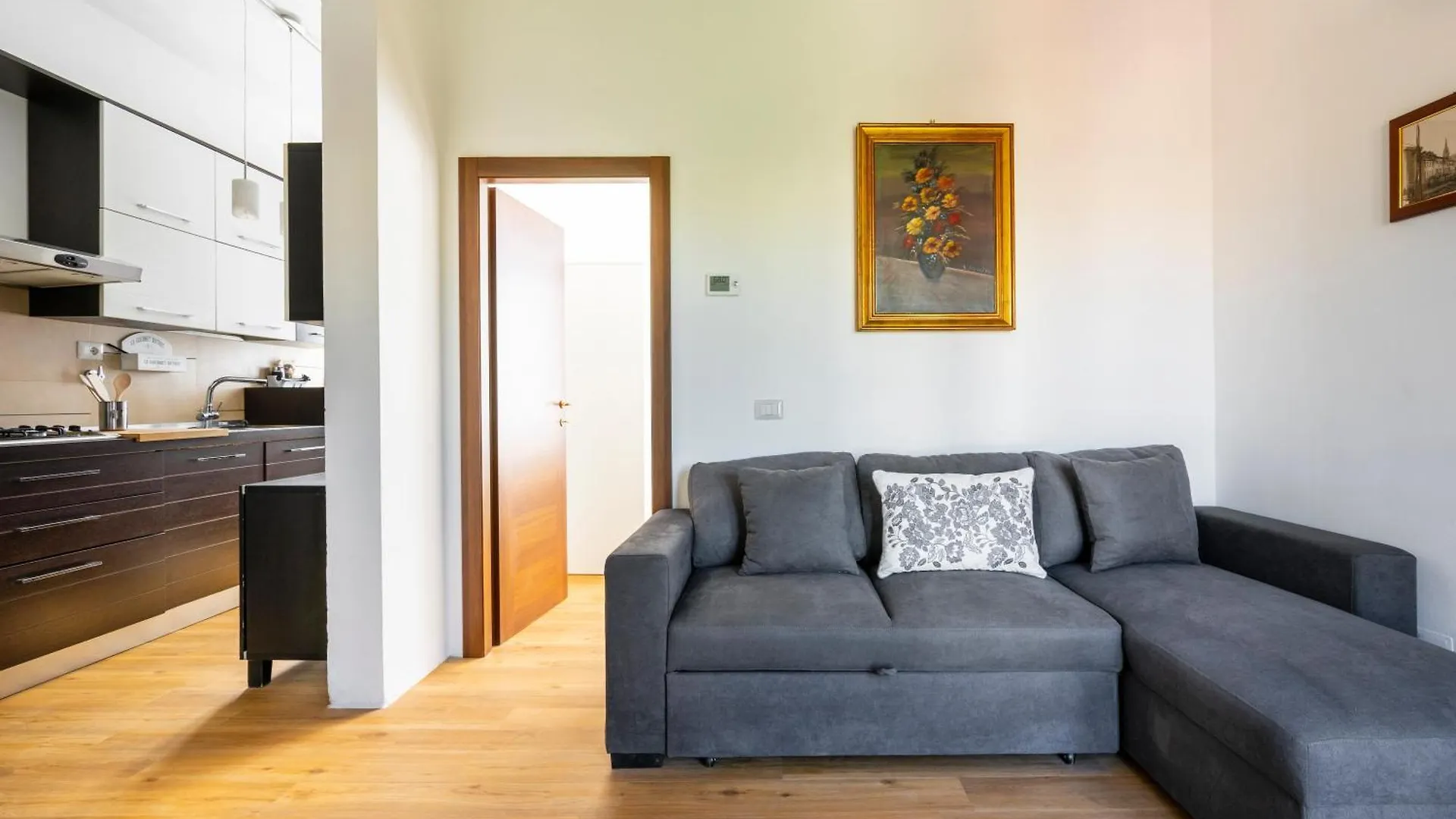 Toselli Apartment With Terrace Florence