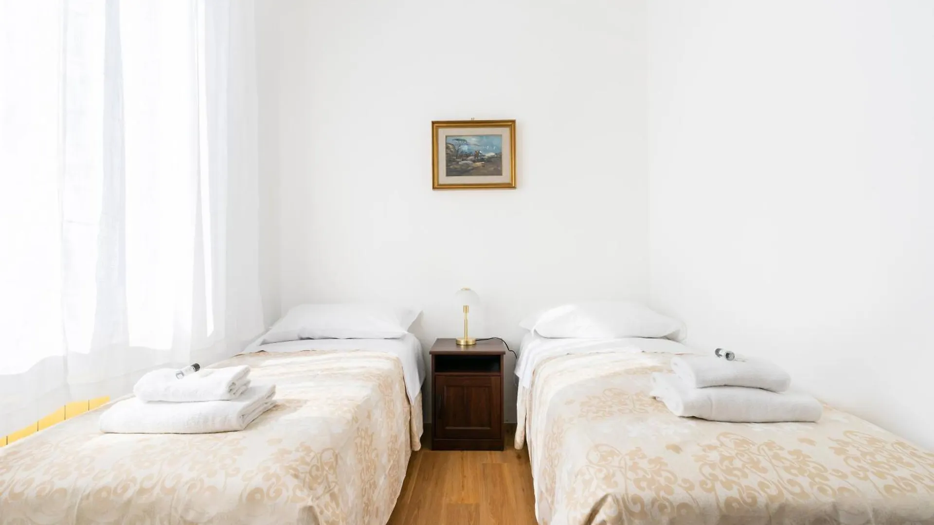Toselli Apartment With Terrace Florence Italy